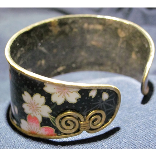 Bracelet Crafted with Japanese Chiyogami Paper